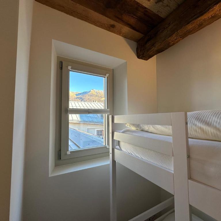Chesa Unica - Terrassa - Apartment mit Balkon - 10