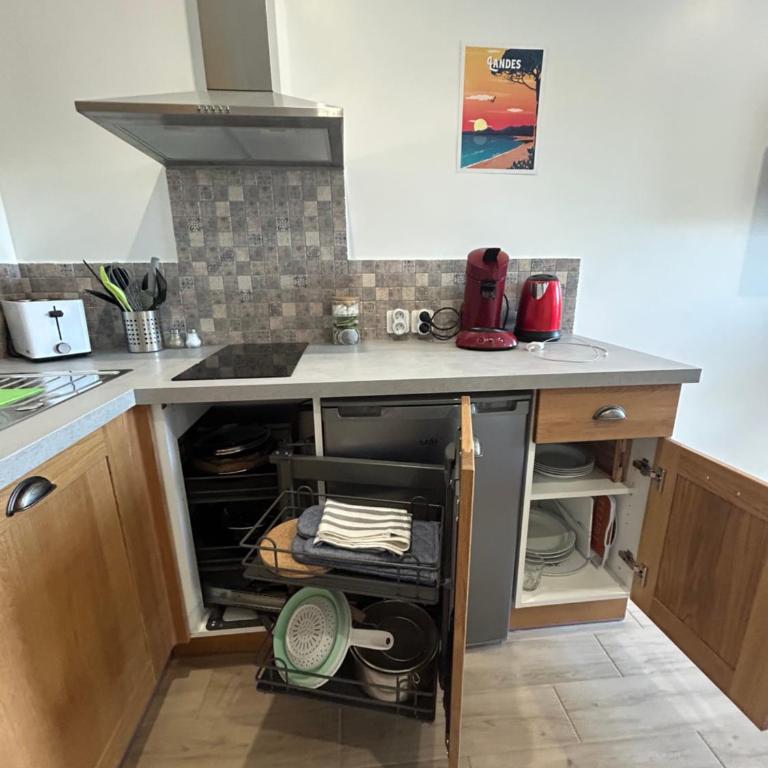 Studio complet neuf en rdc - Apartamento de 1 dormitorio - 8