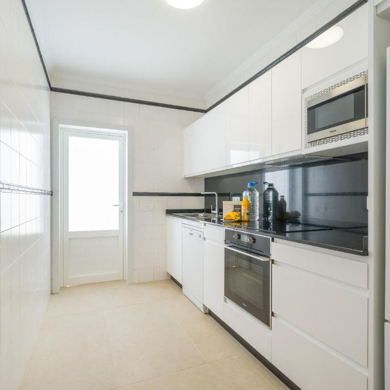 VILLA LOBOS with private pool and BBQ - Three-Bedroom Villa - 14