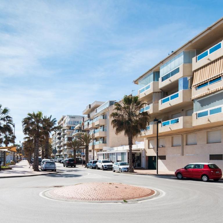 Madeinterranean Beach- Higueron Front Line Apartment - Two-Bedroom Apartment - 35