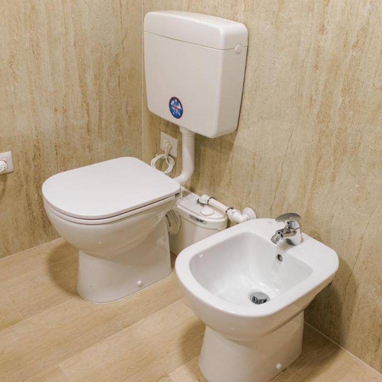 Ampio, Luminoso e in Posizione strategica 4A - Appartamento con 1 Camera da Letto - 10