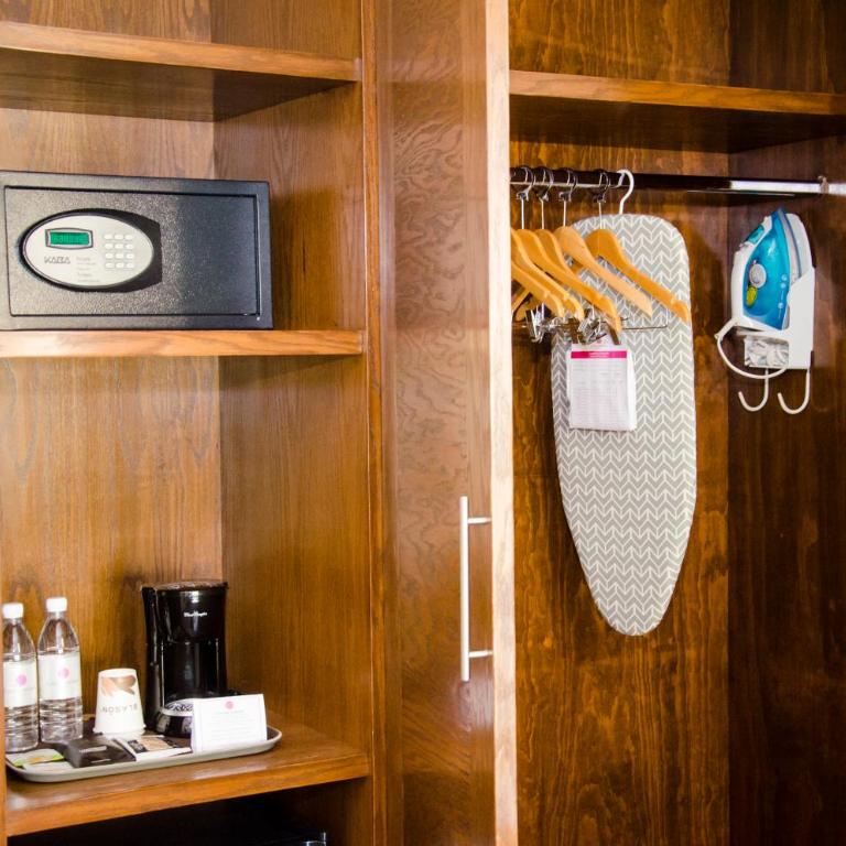 Plaza Camelinas Hotel - Executive Double Room - 5