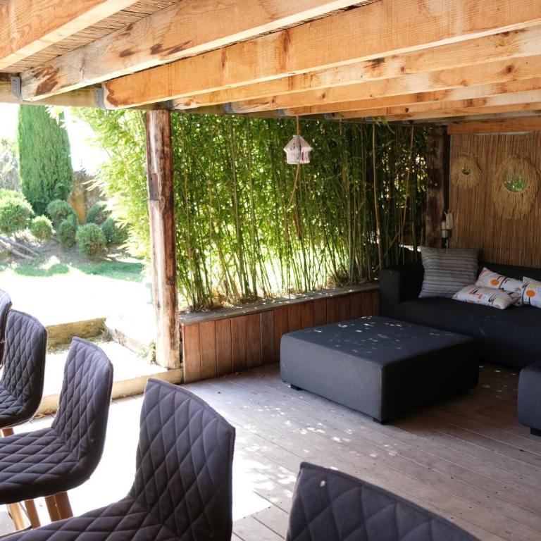 Provençal farmhouse, Mont Ventoux view, 2 pools (1 heated), Bédoin - 10 people - Villa 5 Chambres - 15