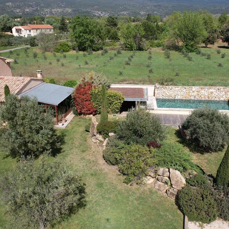 Provençal farmhouse, Mont Ventoux view, 2 pools (1 heated), Bédoin - 10 people - Villa 5 Chambres - 43
