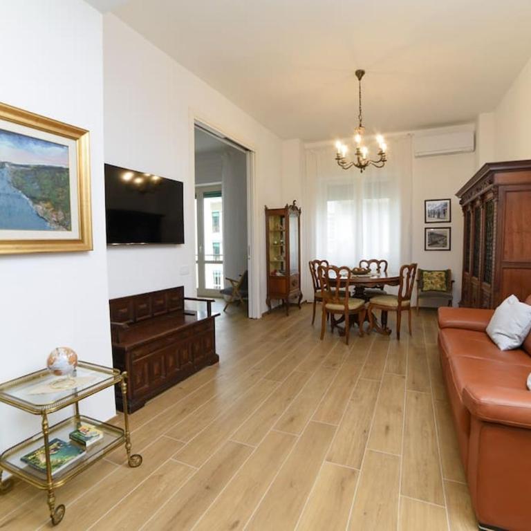 Riverside apartment with private parking - Appartamento con 3 Camere da Letto - 26