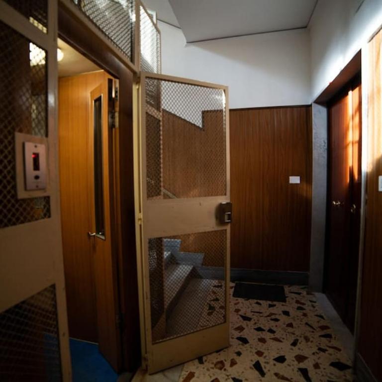 Riverside apartment with private parking - Appartamento con 3 Camere da Letto - 50