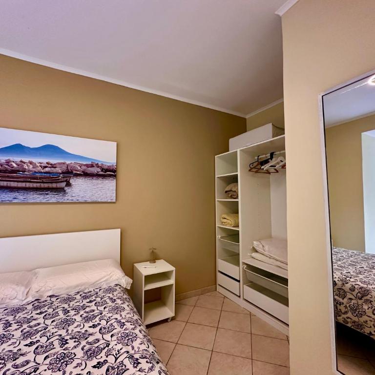 Life in Naples - Appartamento con 2 Camere da Letto - 31
