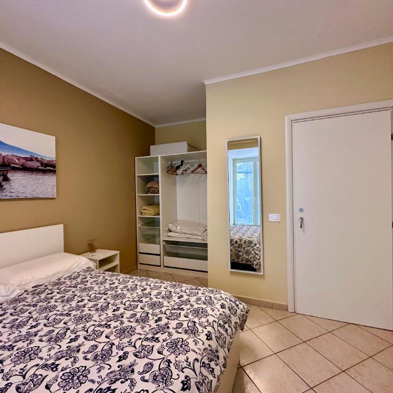 Life in Naples - Appartamento con 2 Camere da Letto - 57