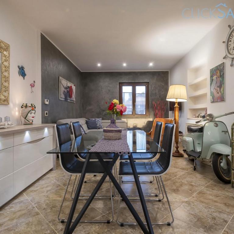 Large Villa Mediterranea in the heart of Coral Shore with swimming pool large garden with palm trees - Villa con Piscina Privata - 51