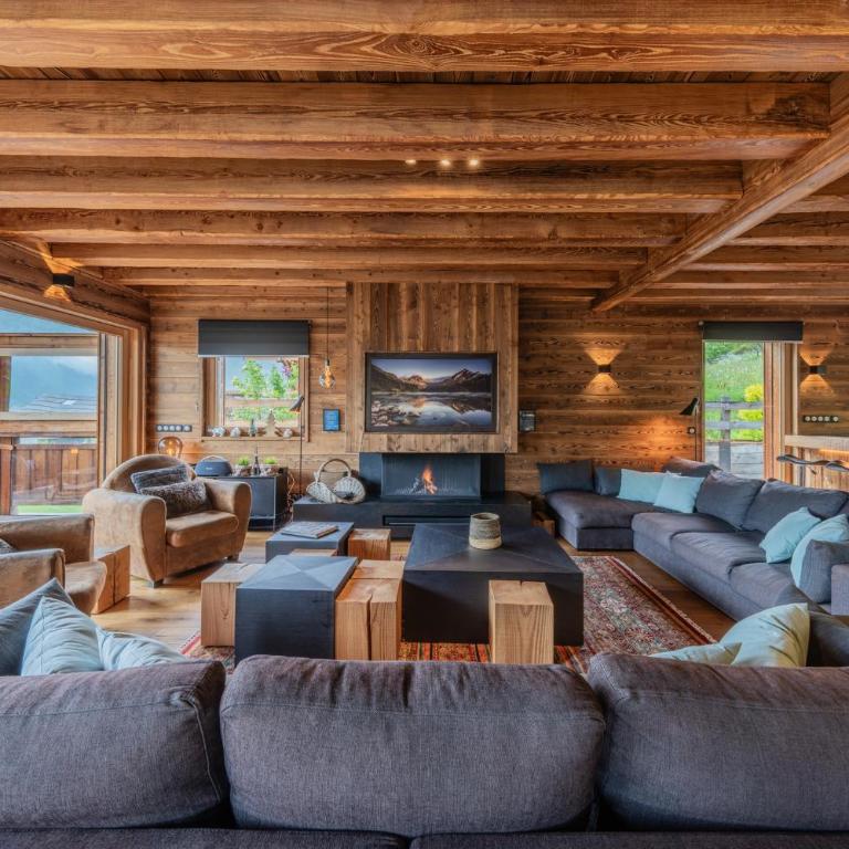 Serrechevalierholidays Chalet Piscine chauffée&Spa, jardin, billard, ping-pong, baby-foot 18 personnes - Maison 6 Chambres - 6