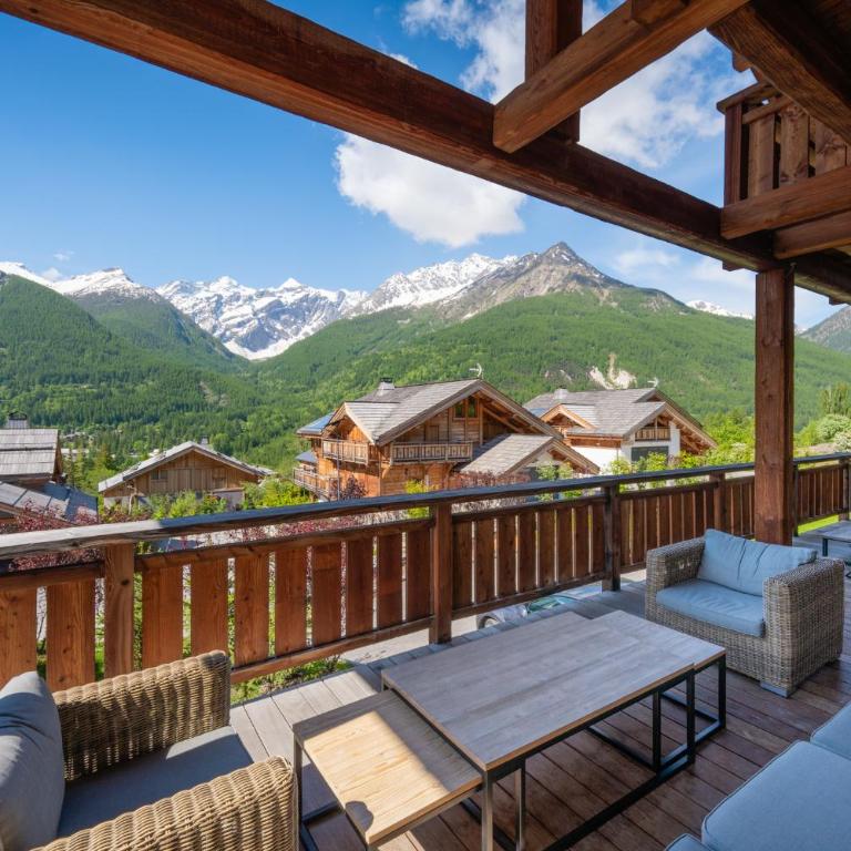 Serrechevalierholidays Chalet Piscine chauffée&Spa, jardin, billard, ping-pong, baby-foot 18 personnes - Maison 6 Chambres - 18