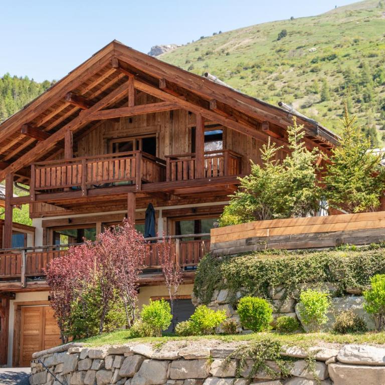 Serrechevalierholidays Chalet Piscine chauffée&Spa, jardin, billard, ping-pong, baby-foot 18 personnes - Maison 6 Chambres - 41