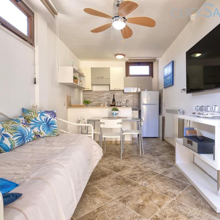 Large Villa Mediterranea in the heart of Coral Shore with swimming pool large garden with palm trees - Villa con Piscina Privata - 22