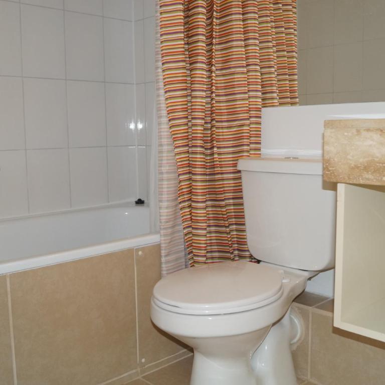 Laguna Bahia Fernanda - Two-Bedroom Apartment - 13