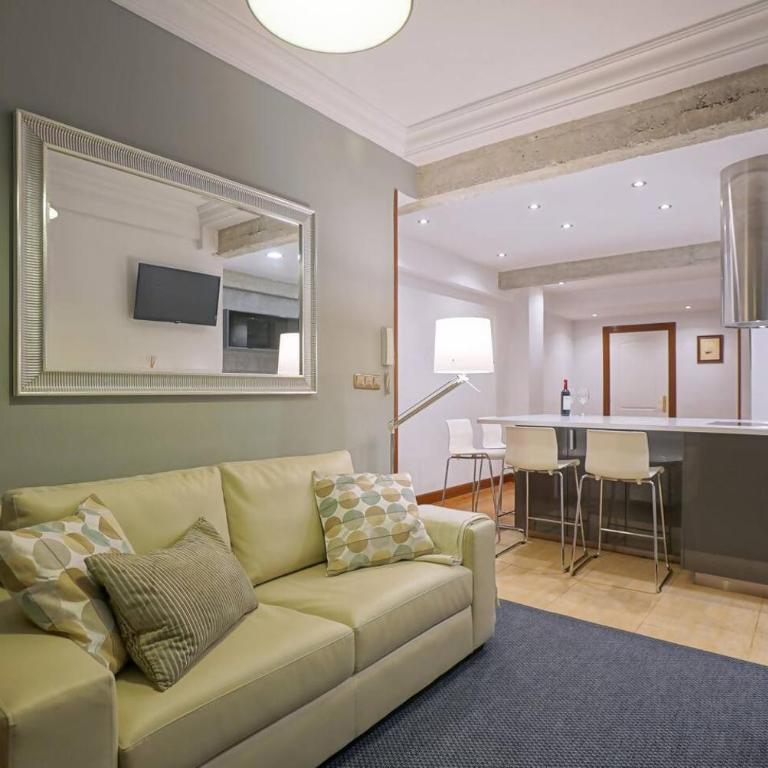 Amplio apartamento en Gros con parking privado - Apartamento - 6