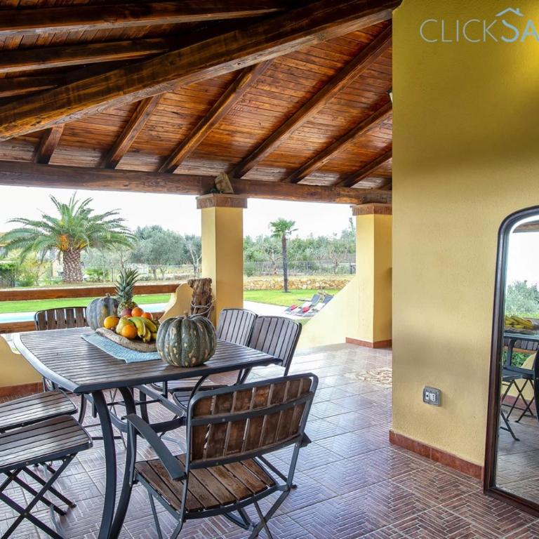Large Villa Mediterranea in the heart of Coral Shore with swimming pool large garden with palm trees - Villa con Piscina Privata - 37
