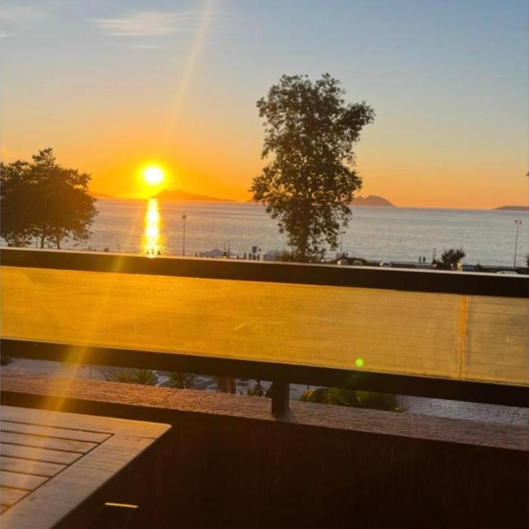 2 Habitaciones con vistas y 2 Terrazas en Primera Linea Playa Samil - Apartamento de 2 dormitorios - 23