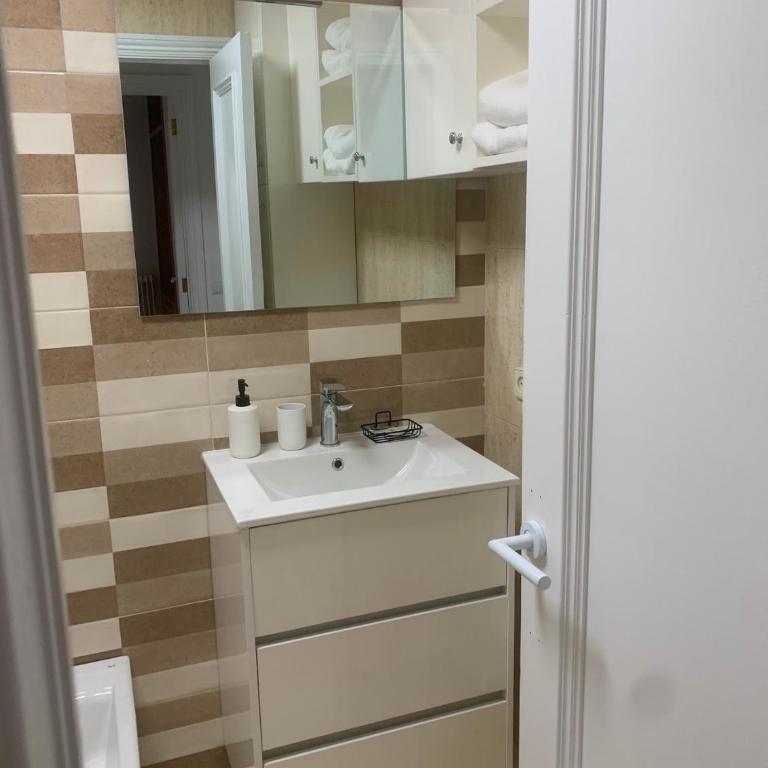 2 Habitaciones con vistas y 2 Terrazas en Primera Linea Playa Samil - Apartamento de 2 dormitorios - 6