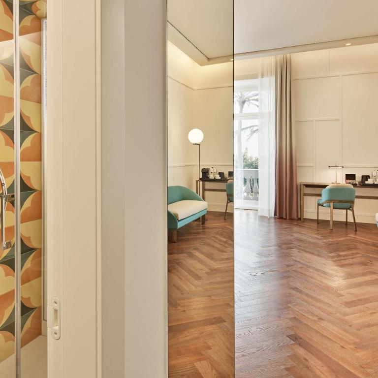 De Bonart Naples, Curio Collection By Hilton - Junior Suite King con Camino - 1