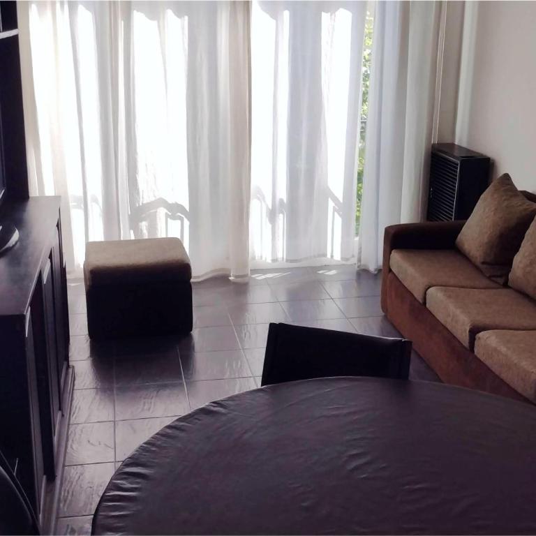 Departamento 3 ambientes a 3 cuadras del mar - Two-Bedroom Apartment - 1