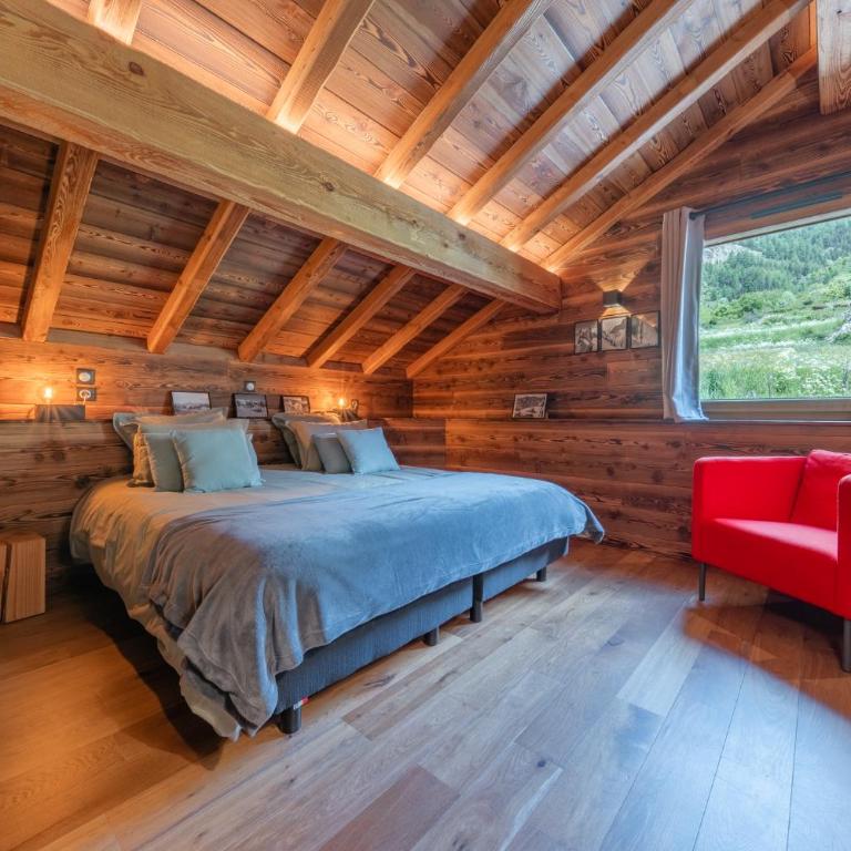 Serrechevalierholidays Chalet Piscine chauffée&Spa, jardin, billard, ping-pong, baby-foot 18 personnes - Maison 6 Chambres - 49
