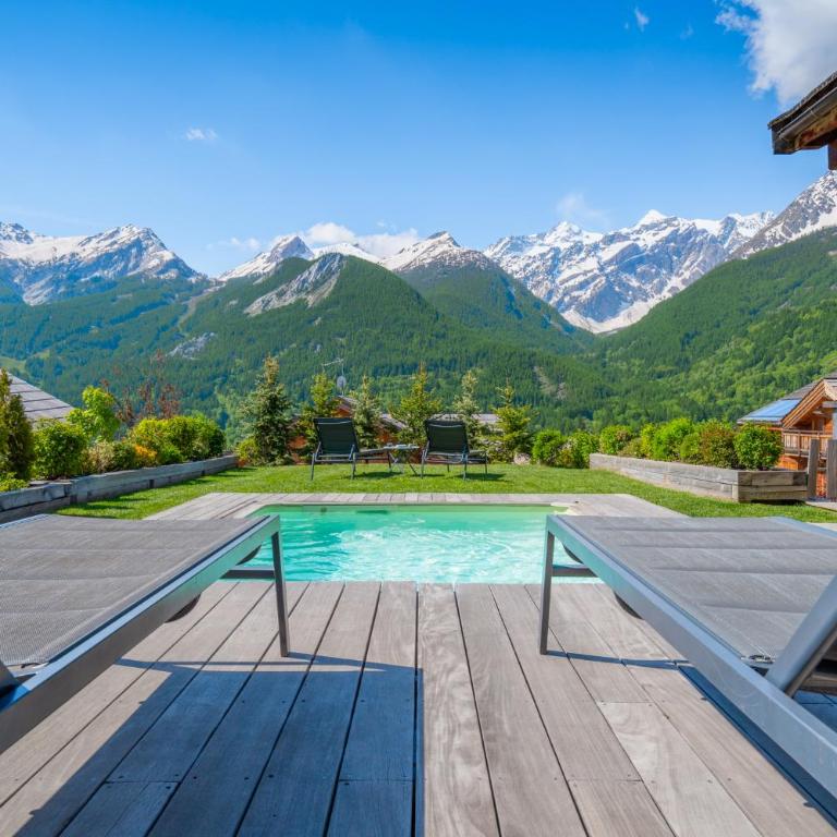 Serrechevalierholidays Chalet Piscine chauffée&Spa, jardin, billard, ping-pong, baby-foot 18 personnes - Maison 6 Chambres - 62