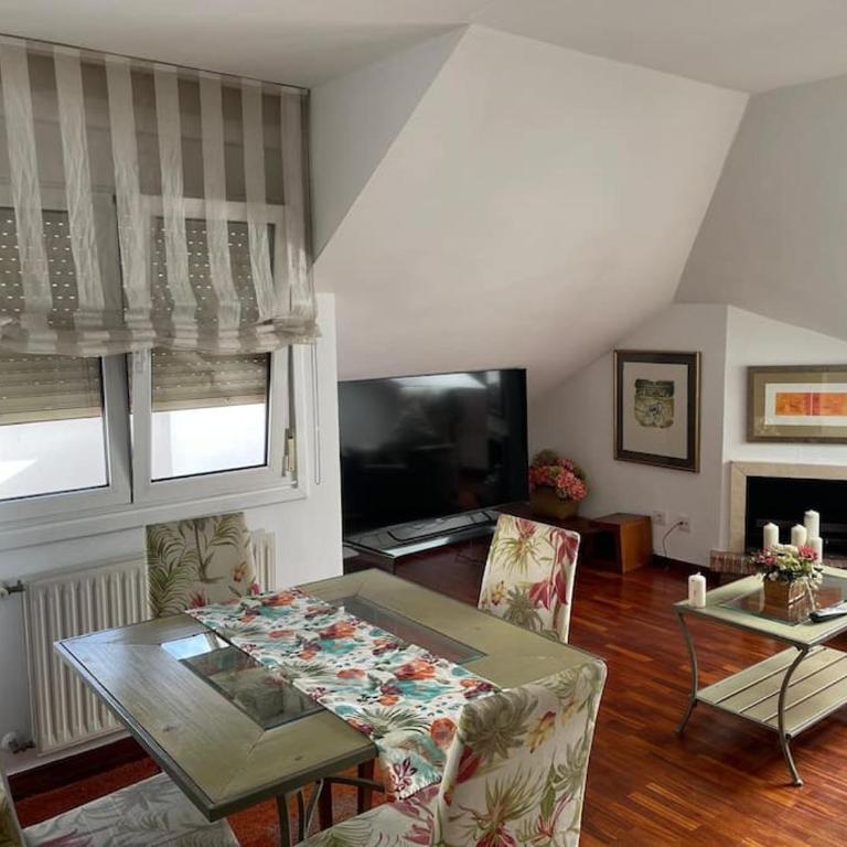 Apartamento Los Pilares - Apartamento de 2 dormitorios con terraza - 2