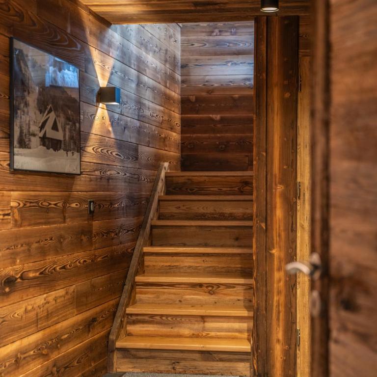 Serrechevalierholidays Chalet Piscine chauffée&Spa, jardin, billard, ping-pong, baby-foot 18 personnes - Maison 6 Chambres - 76