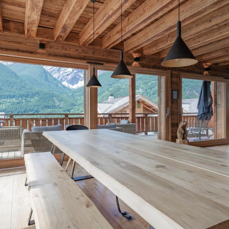 Serrechevalierholidays Chalet Piscine chauffée&Spa, jardin, billard, ping-pong, baby-foot 18 personnes - Maison 6 Chambres - 99