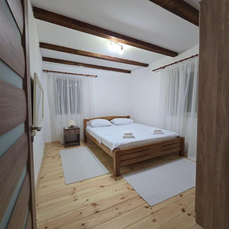 Old stone house Danka - Two-Bedroom Villa - 24