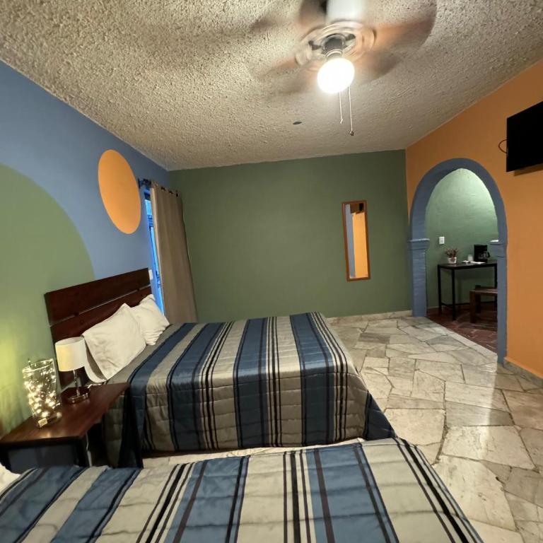 Hotel Camino de Allende - Habitación Doble con baño privado - 2 camas - 14