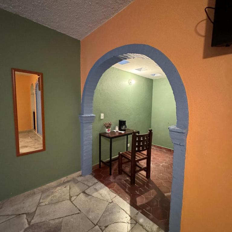Hotel Camino de Allende - Habitación Doble con baño privado - 2 camas - 12