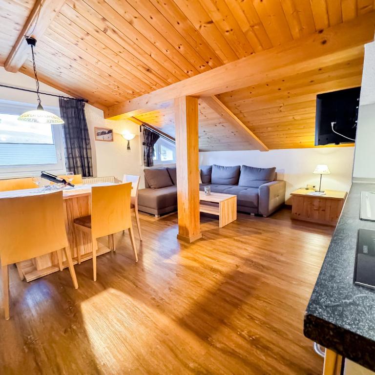 Appartement Bergfried Kaprun, Ski-in Ski-out, Sommerkarte und Panoramablick - Comfort Apartment mit 1 Schlafzimmer und Balkon - 2. Etage - 5