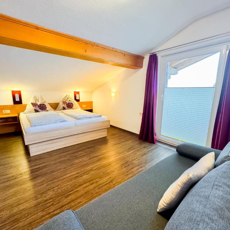 Appartement Bergfried Kaprun, Ski-in Ski-out, Sommerkarte und Panoramablick - Comfort Apartment mit 1 Schlafzimmer und Balkon - 2. Etage - 2