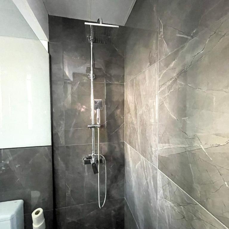 Geysotur Balcón del Puente Romano con Parking Gratis - Two-Bedroom Apartment - 8