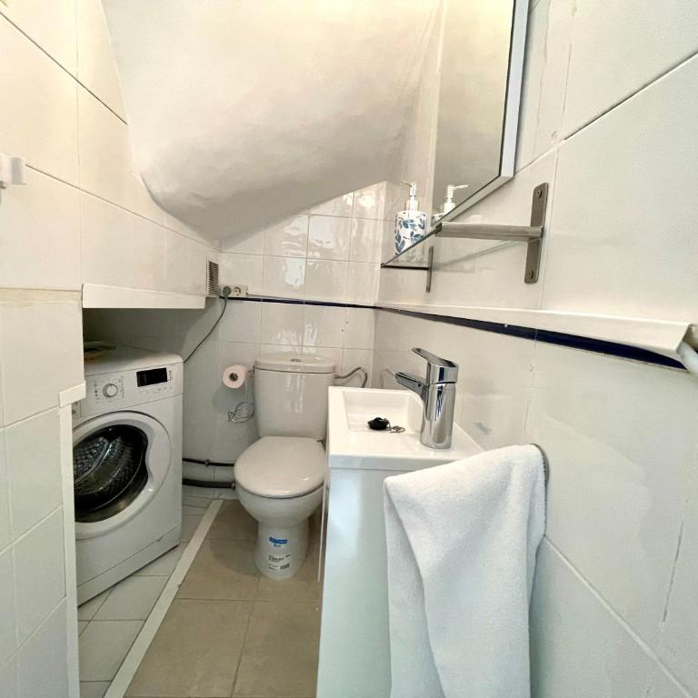 Geysotur Balcón del Puente Romano con Parking Gratis - Two-Bedroom Apartment - 38