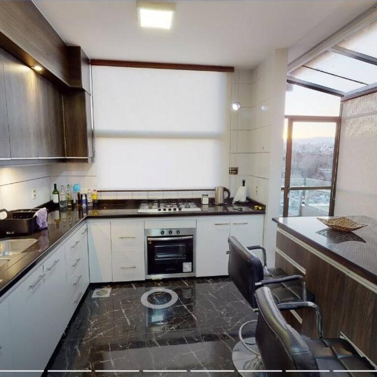 Luxurious Penthouse - Three-Bedroom Apartment - 14