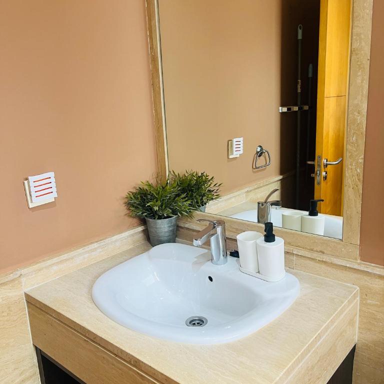 Apartamento Ideal con Vistas y Parking - Apartamento de 1 dormitorio - 12
