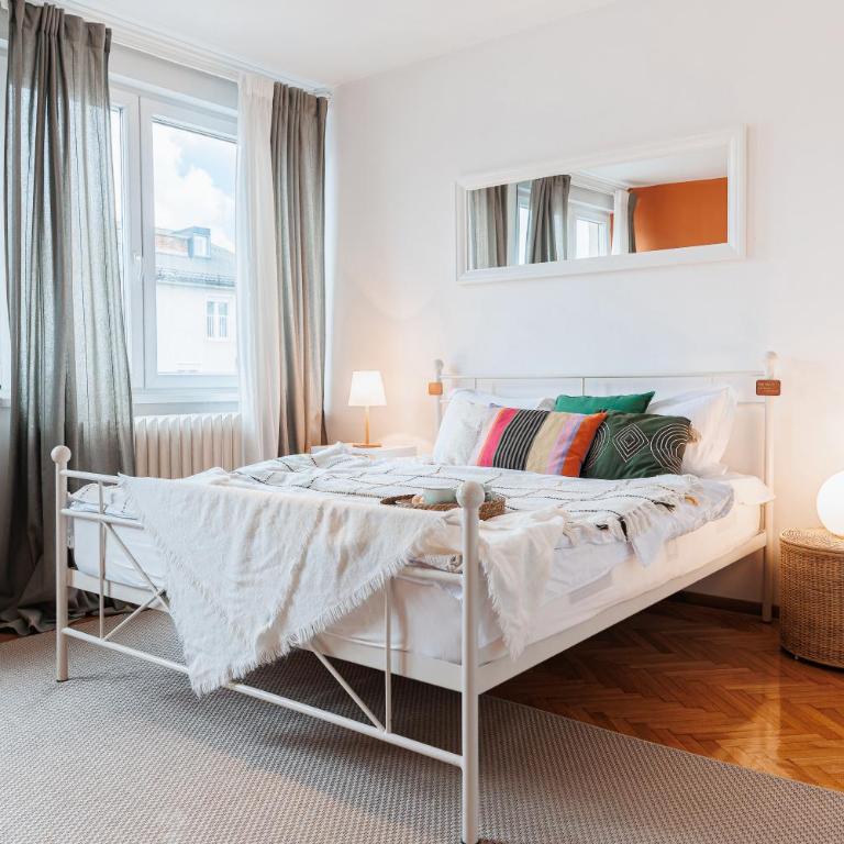 Sunbeam cloud/Old town/City view - Apartman sa 2 Spavaće Sobe i Balkonom - 12