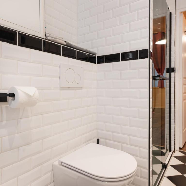 Montmartre Rue des Martyrs Loft with AC, 4-7 PEO - Appartement 3 Chambres - 14