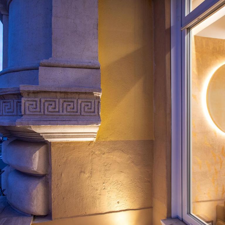 VentiSettembre Private Suites - Suite mit Kingsize-Bett und Balkon - 17