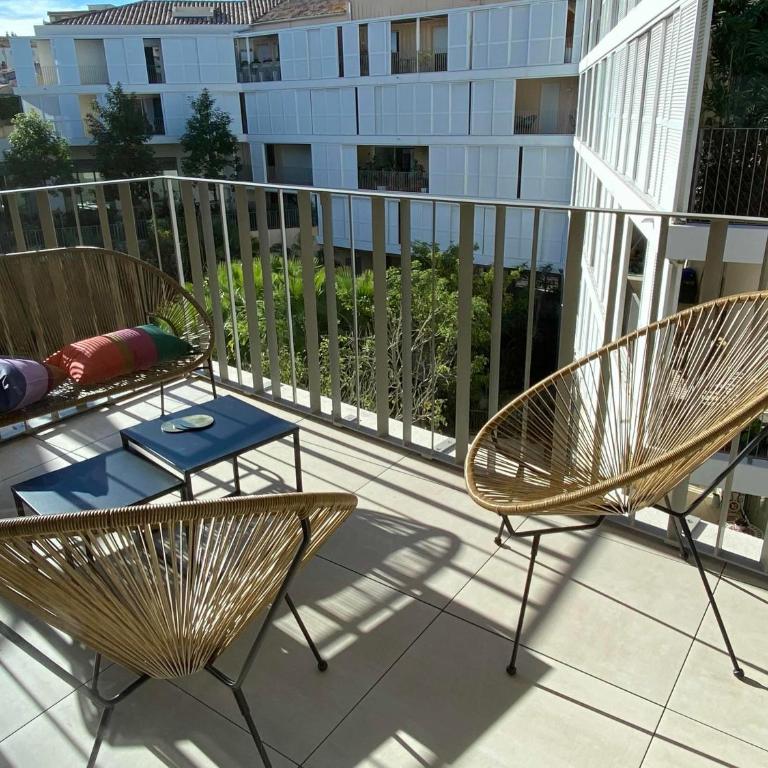 Fabulous Two-Bedroom Apartment with parking - Appartement - 2