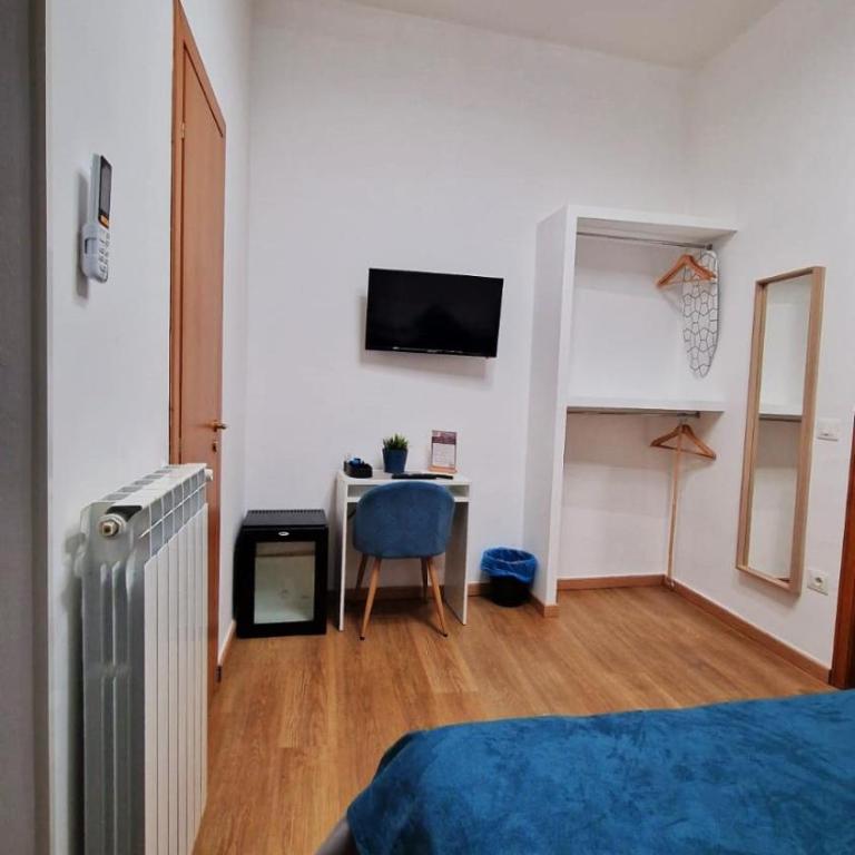 B&B ONE - Double Room with Private Bathroom - 1
