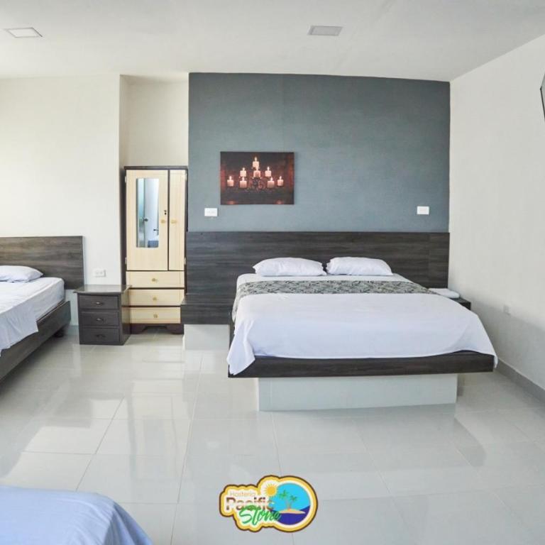 Hosteria Pacific Stone - Family Room - 3