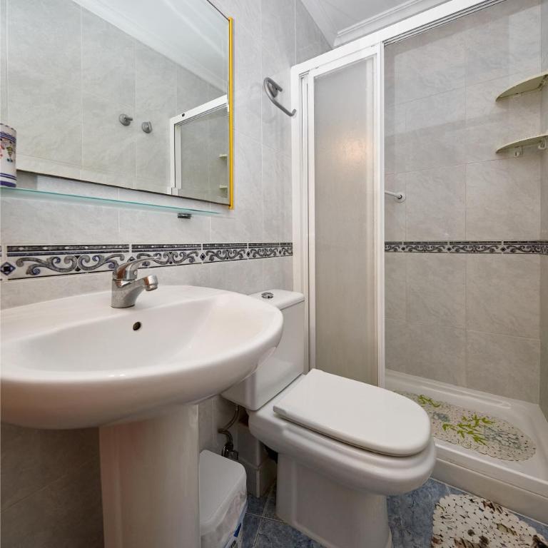 Bright &Spacious Escape - Apartment - 32