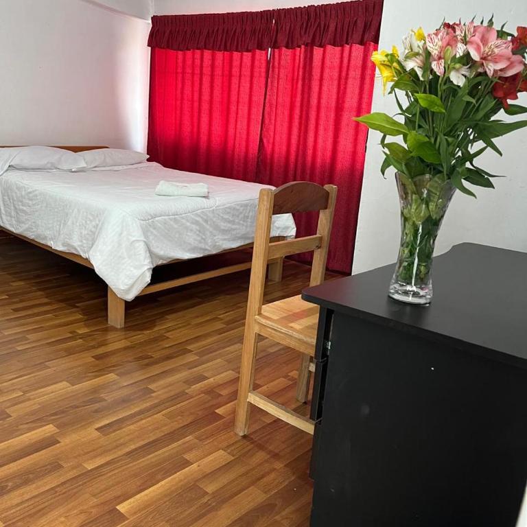 ENEDE HOSTEL - Habitación Doble Estándar con baño compartido - 1