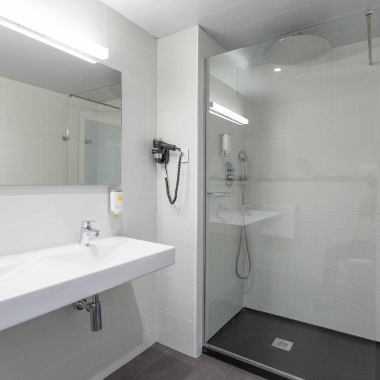 ARTIEM Madrid - Deluxe Double Room - 3