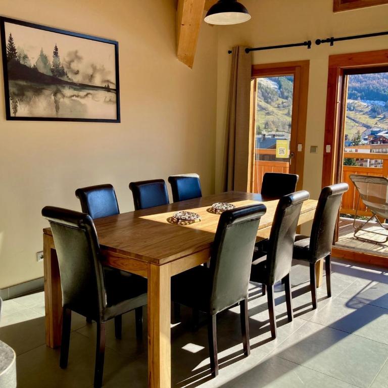 Grand appartement lumineux, 10 pers, animaux admis, 250m des pistes - FR-1-811-13 - Apartment - 2
