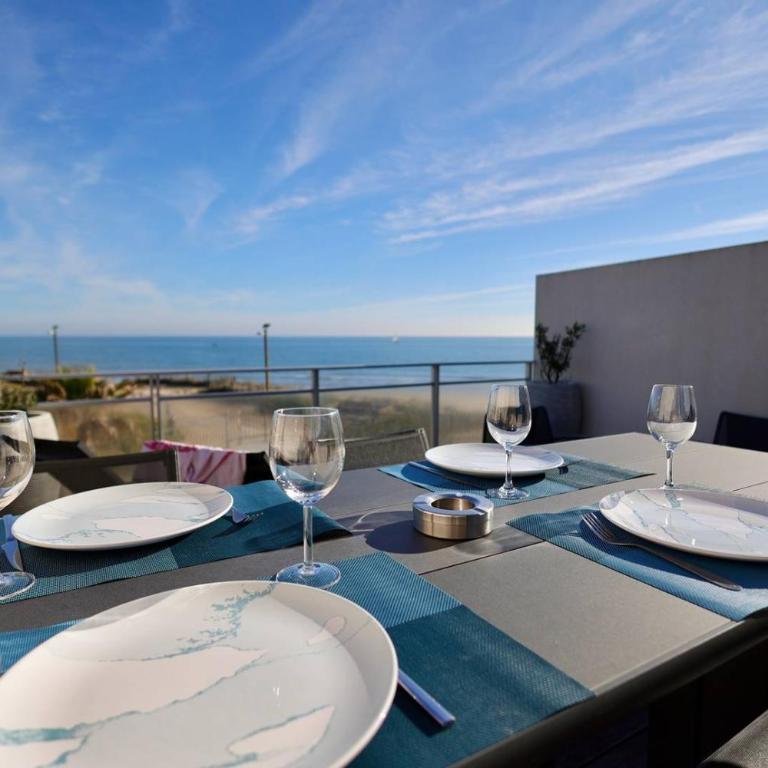 NAUTILIA 204 By AGN - Supérieure Luxe - 2 personnes "réservé aux couples" - Superior Apartment mit Balkon - 2