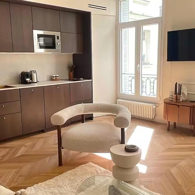4P 1BR - Fully Renovated with AC - Champs-Elysées - Appartement 1 Chambre - 7